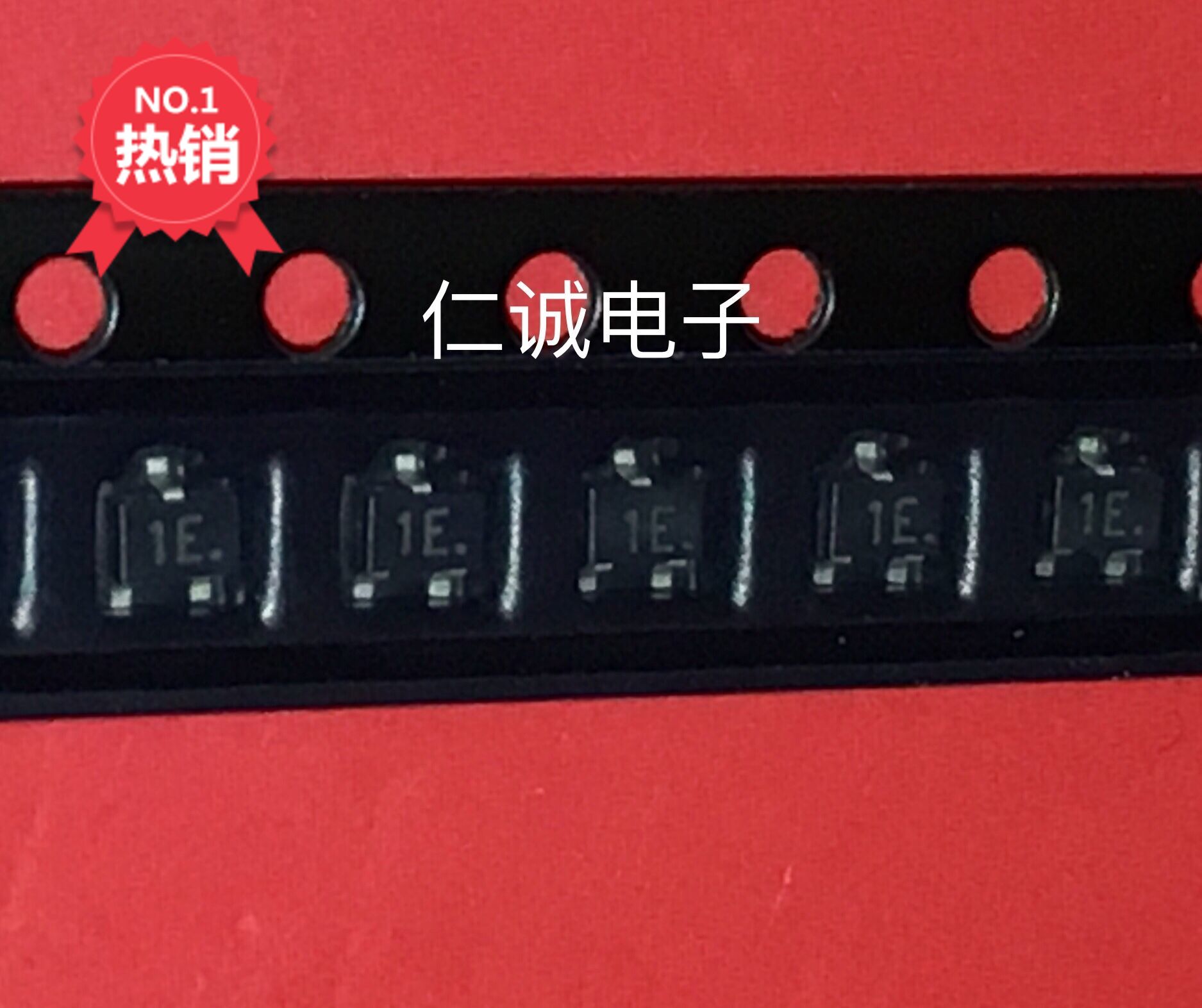 50pcs  ǰ 33504wt1g ũ ũ 1E SOT323
